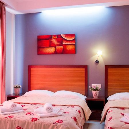 Hotel Rodon Paralía Zewnętrze zdjęcie