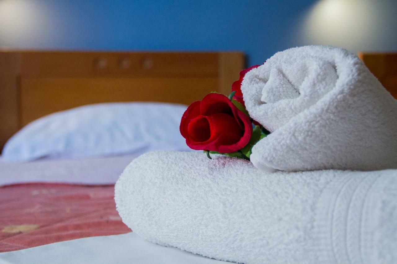 Hotel Rodon Paralía Zewnętrze zdjęcie